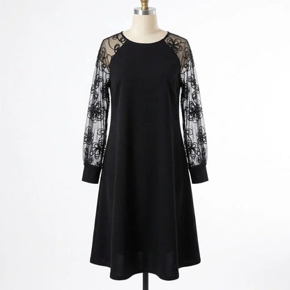 Vestido Madeline™ em Crepe Italiano com Mangas Translucidas