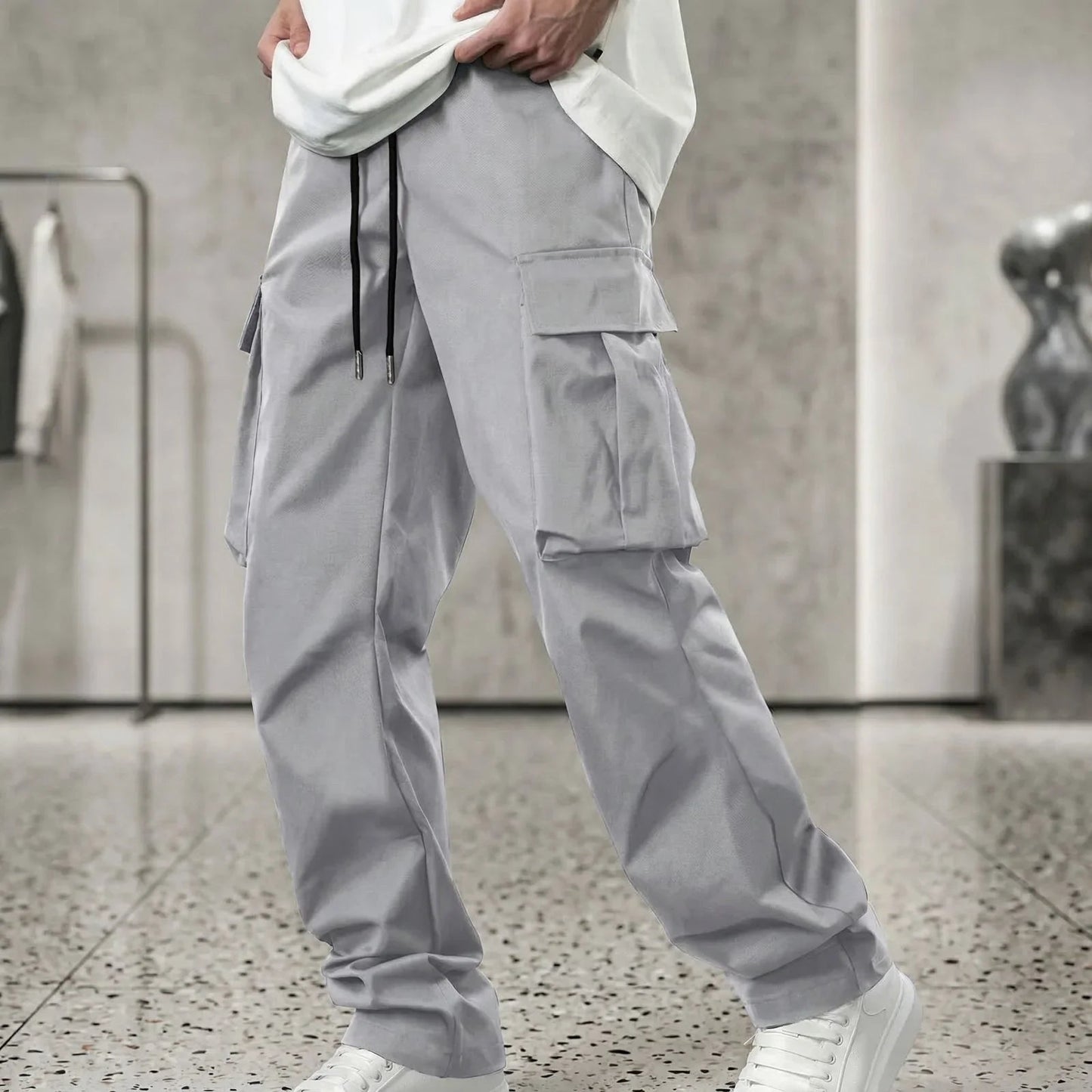 Calça Cargo Orion™ em Sarja Leve com Bolsos Utilitários