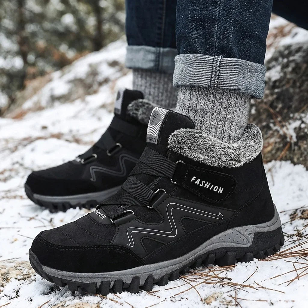Bota Unissex UrbanFrost™ Com Forro Acolchoado e Solado Tratorado