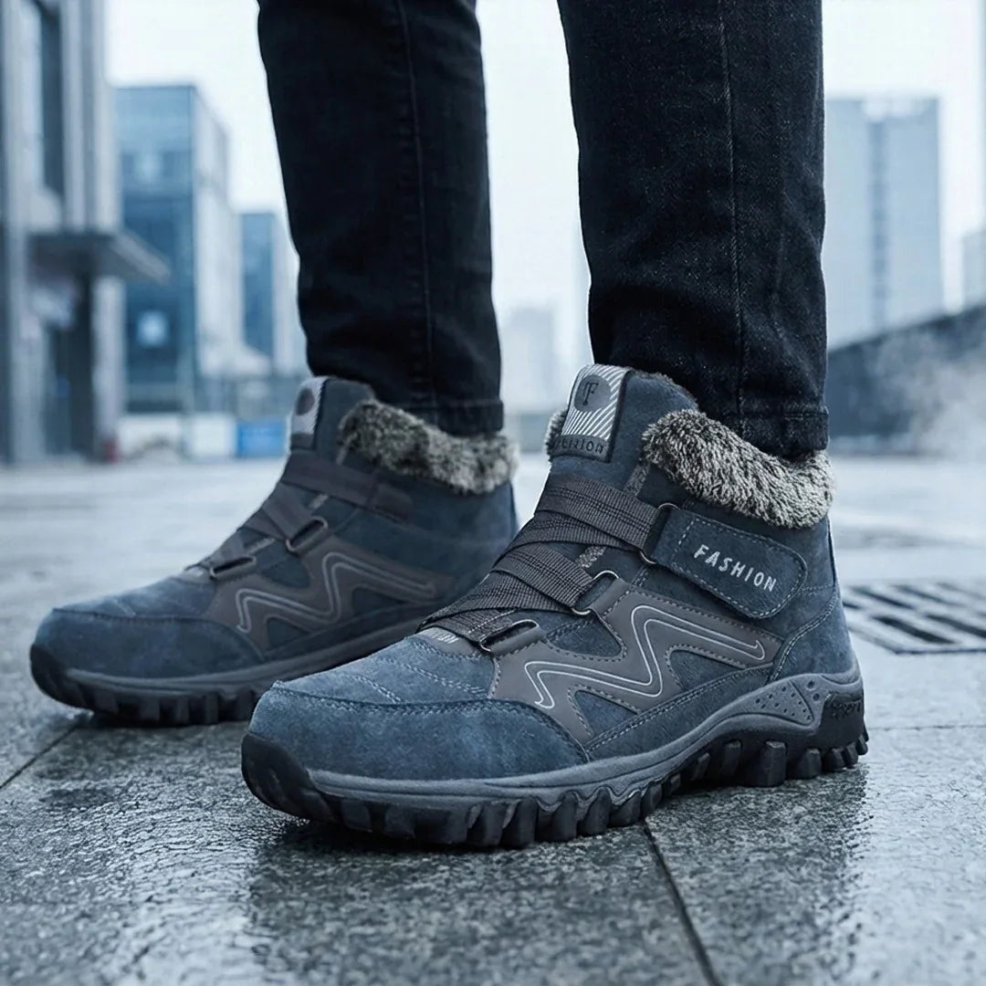 Bota Unissex UrbanFrost™ Com Forro Acolchoado e Solado Tratorado