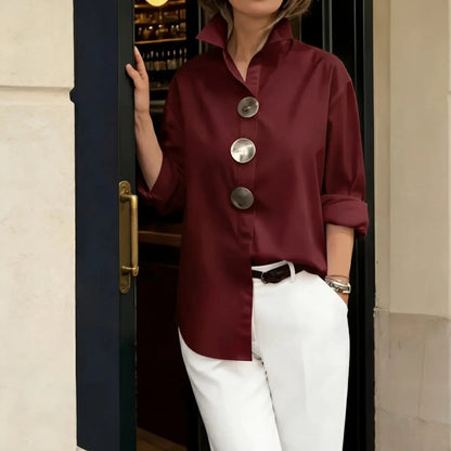Camisa Martina™ com Gola Estruturada e Botões Oversized