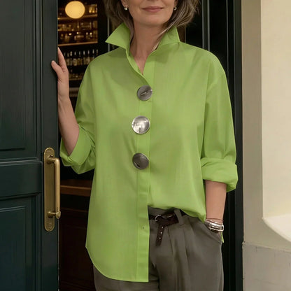 Camisa Martina™ com Gola Estruturada e Botões Oversized