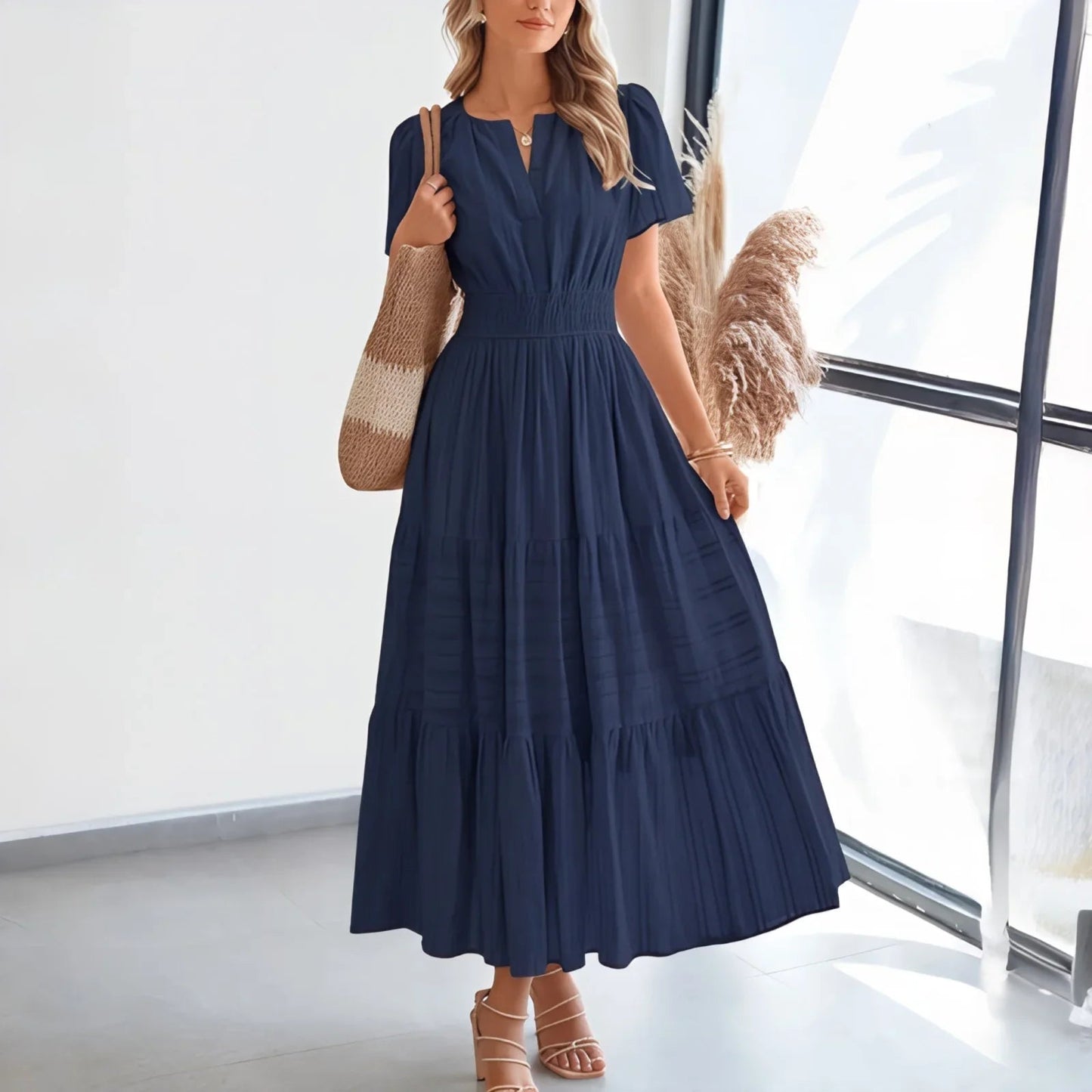Vestido Floriana™ com Saia em Camadas e Cintura Marcada
