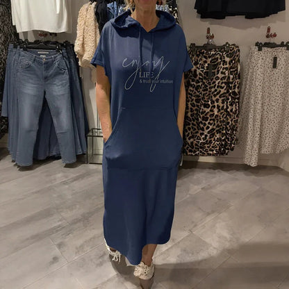 Vestido Nara™ com Capuz e Bolso Frontal Funcional