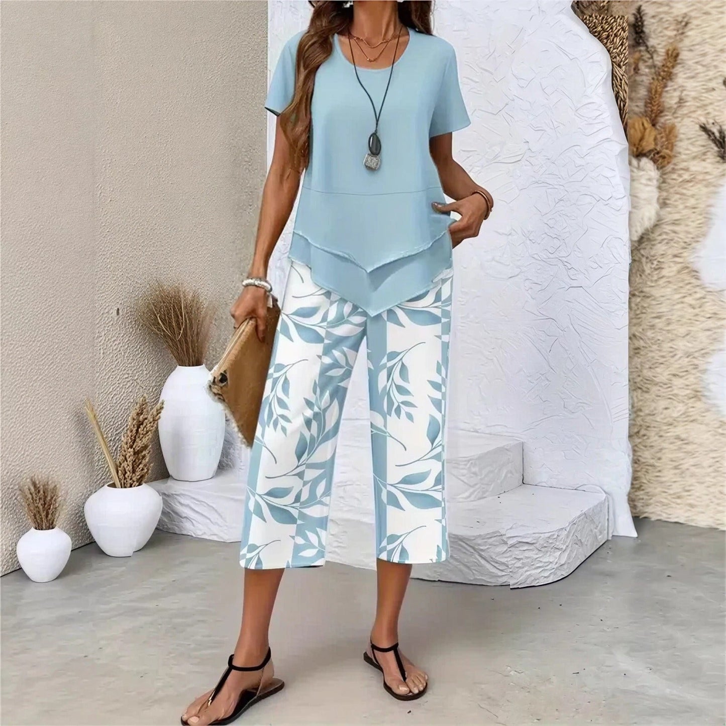 Conjunto Nativa™ com Blusa em Camadas e Calça Capri Estampada