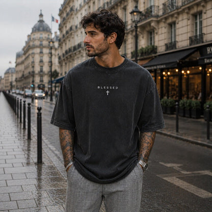 Camiseta Blessed Motion™ Oversized Com Acabamento Estonado