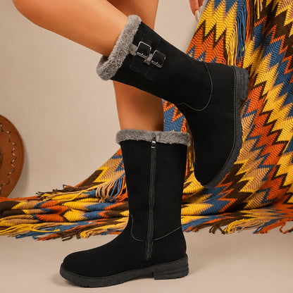 Bota Genevieve™ com Forro Acolchoado Interno e Cano Médio