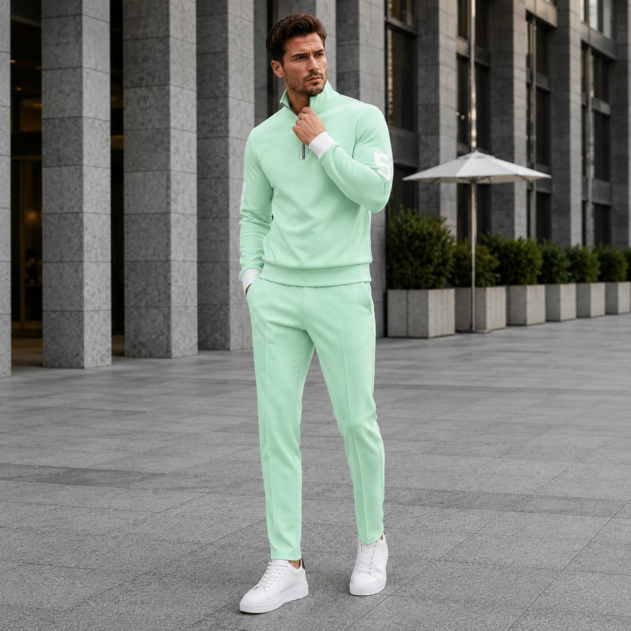 Conjunto Alexander™ Blusa de Gola Alta com Zíper e Calça Minimalista