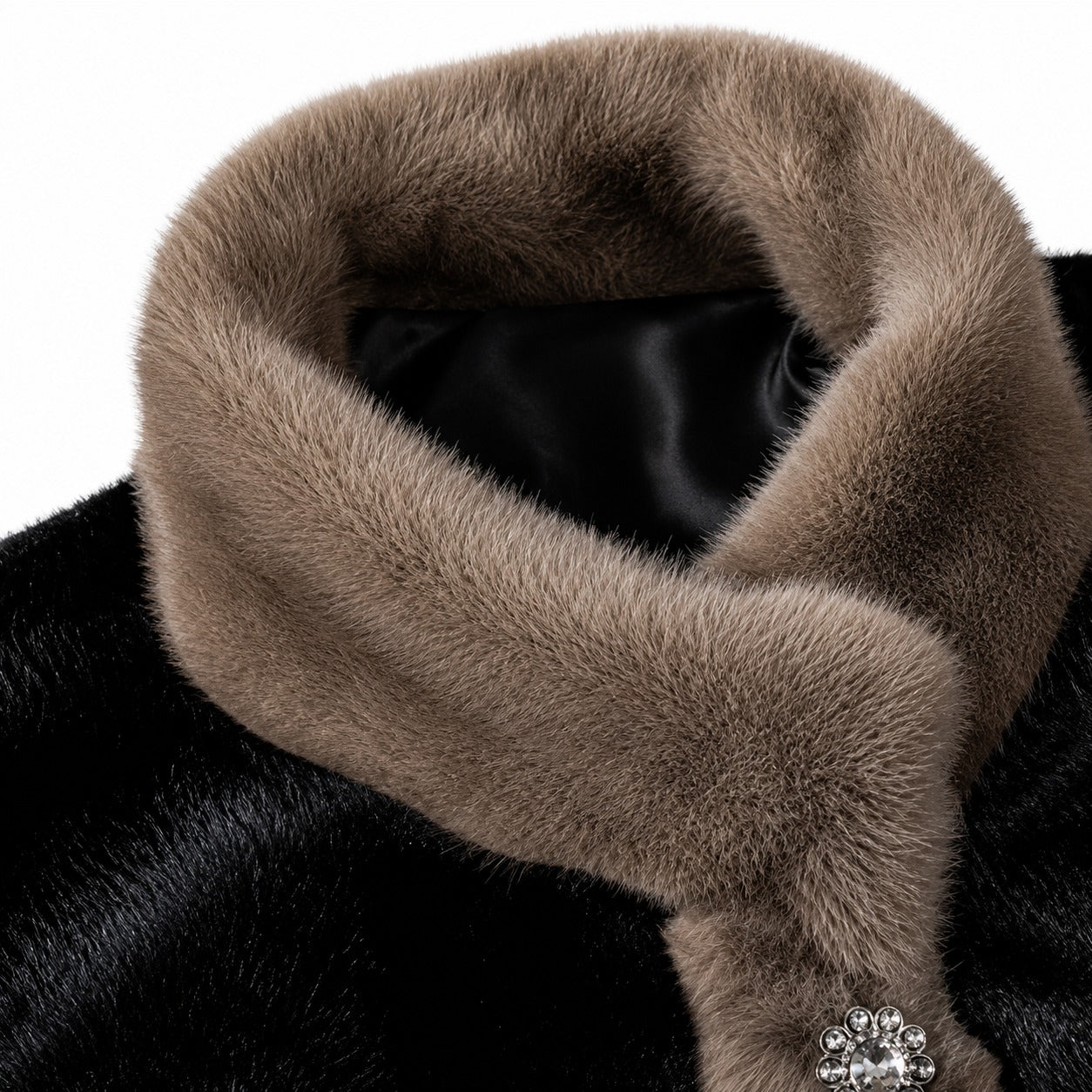 Casaco Saint Moritz™ em Veludo Artificial de Luxo / Conforto e Requinte para os Dias Mais Frios do Ano!