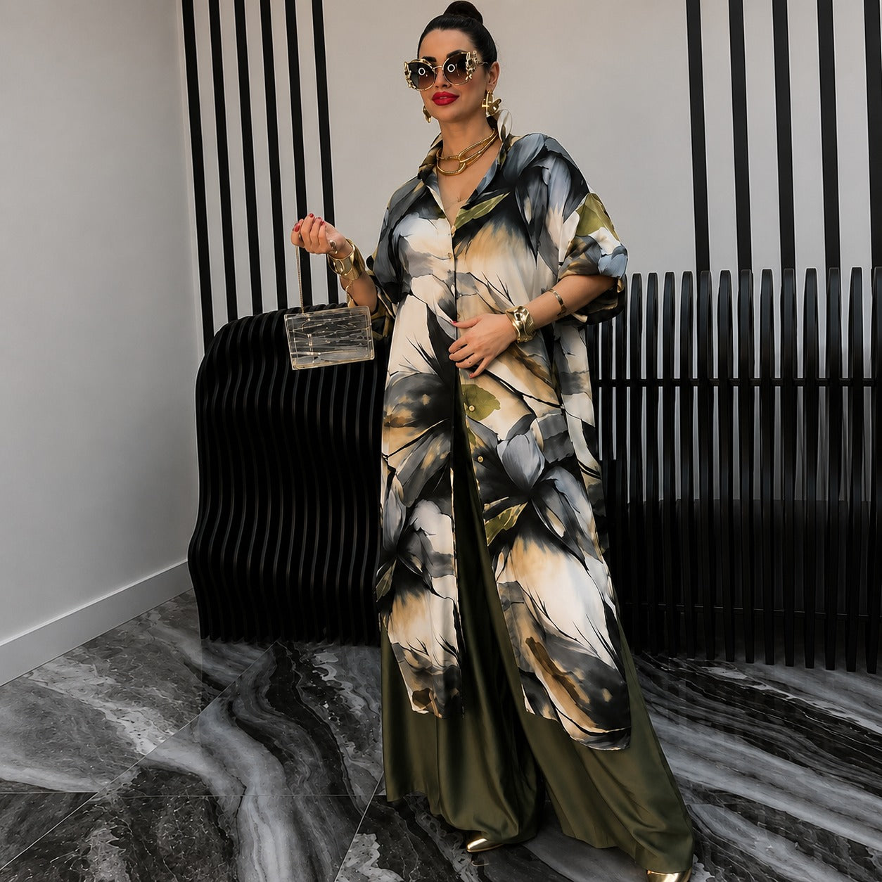 Conjunto Odette™ com Camisa Longa Estampada e Pantalona que Não Marca o Corpo