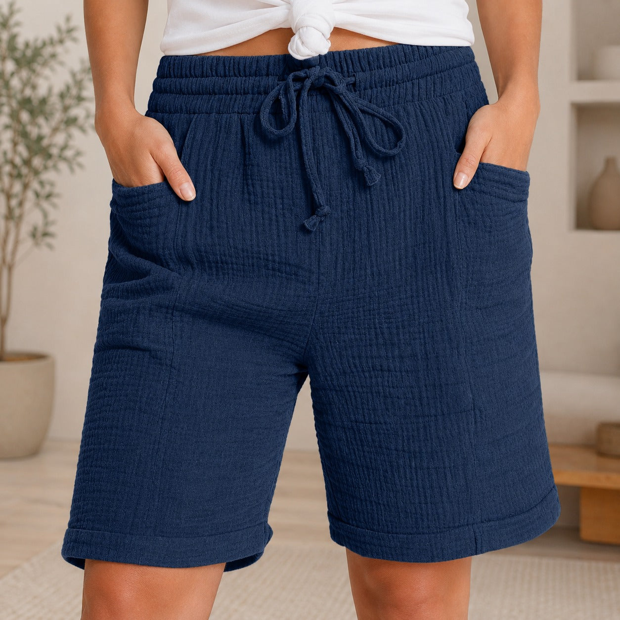 Shorts Estela™ em Algodão Plissado com Cintura Alta / Conforto Leve Para Os Dias Quentes