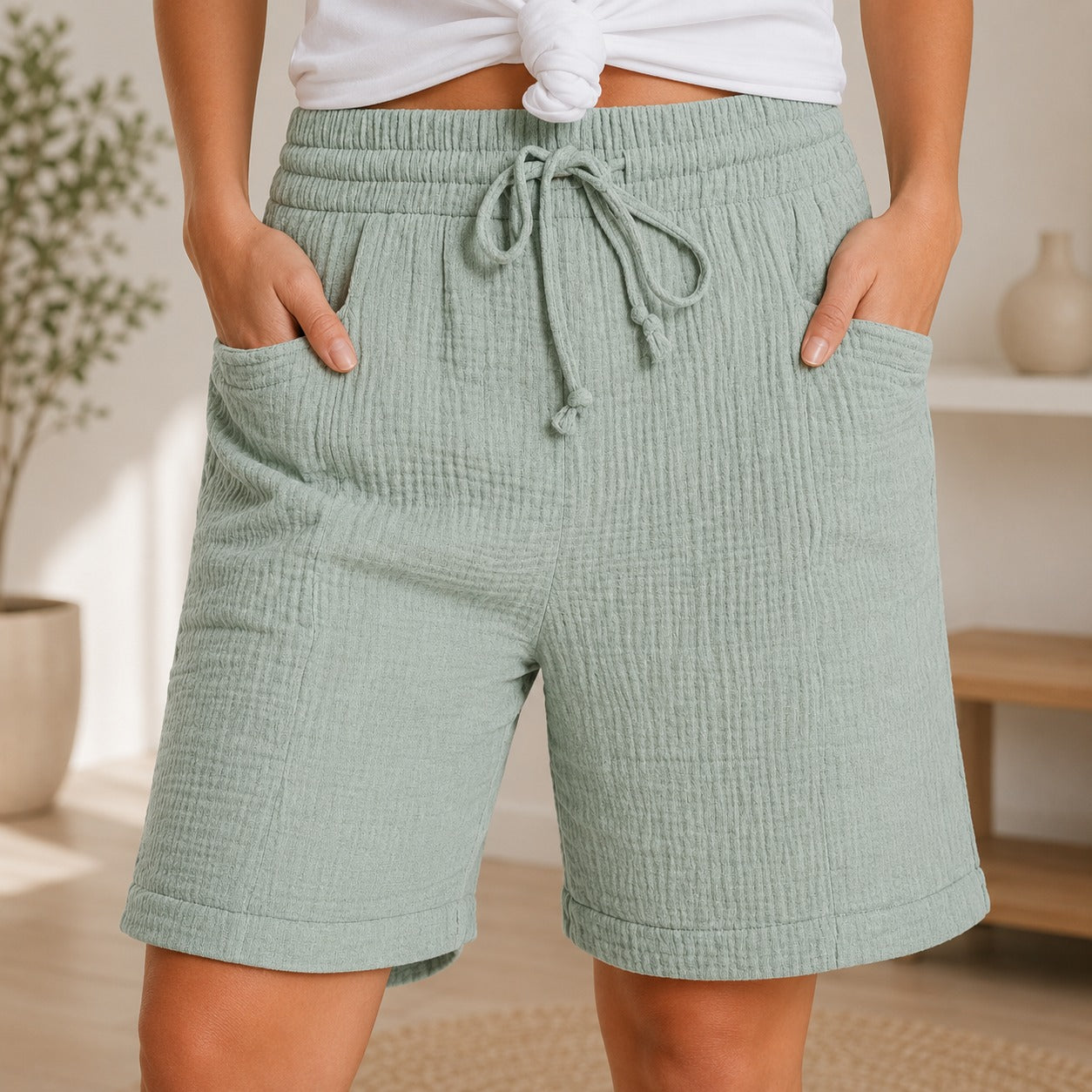 Shorts Estela™ em Algodão Plissado com Cintura Alta / Conforto Leve Para Os Dias Quentes