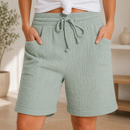 Shorts Estela™ em Algodão Plissado com Cintura Alta / Conforto Leve Para Os Dias Quentes