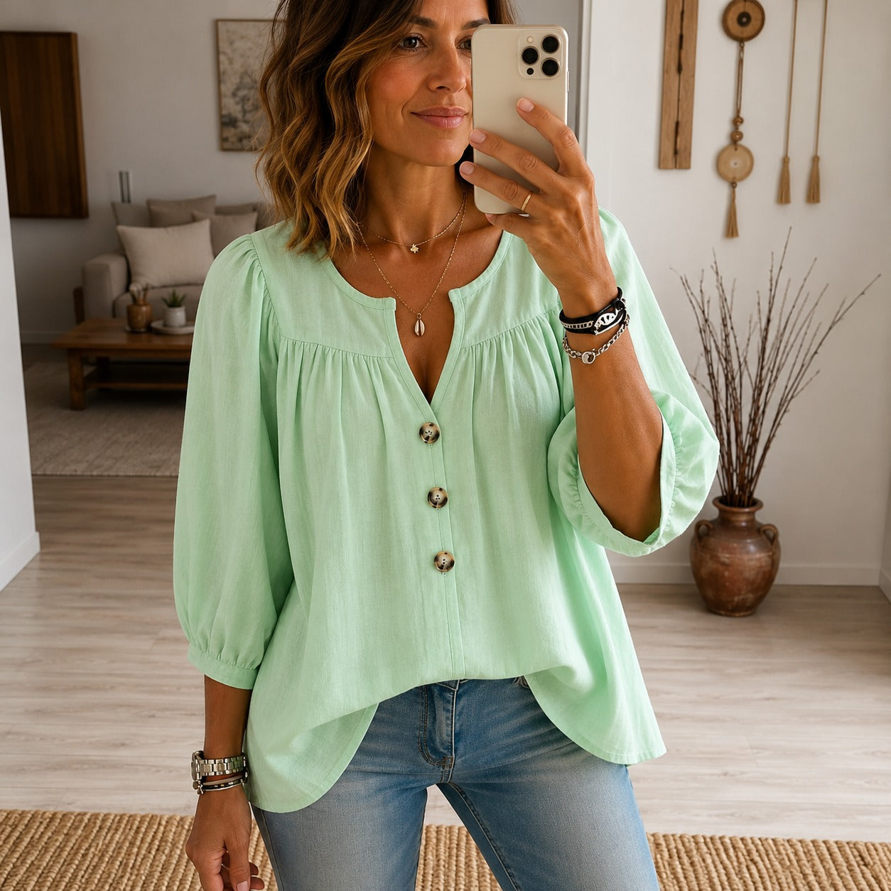 Blusa Lisandra™ com Mangas 3/4 e Botões Frontais / Um Visual Elegante Para Todos os Dias