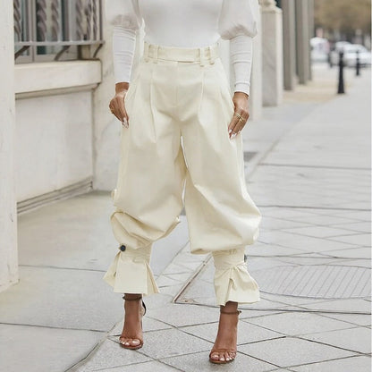Calça Jogger de Alfaiataria Belluno™ Com Modelagem Balonê E Barra Com Babado / Presença Fashion Com Toque Refinado