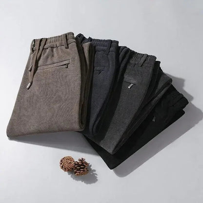 Calça Winston™ em Veludo Cotelê com Cintura Elástica / Um Esporte Fino Versátil com Conforto Térmico e Liberdade!