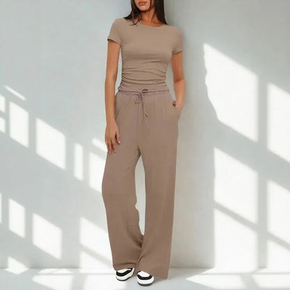 Conjunto Amália™ em Malha Premium de Algodão Misto / O Aconchego Chic Perfeito para Viagens, Passeios e Momentos de Bem-Estar!