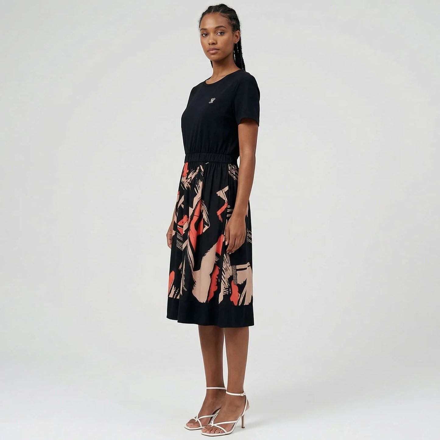Vestido Soltinho Aquarela™ Frescor Artístico / Estampa Charmosa e Caimento Sútil pra Todas Ocasiões!