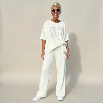Conjunto Madame Clarice™ em Malha Confort com Detalhes em Cristais Elegantes