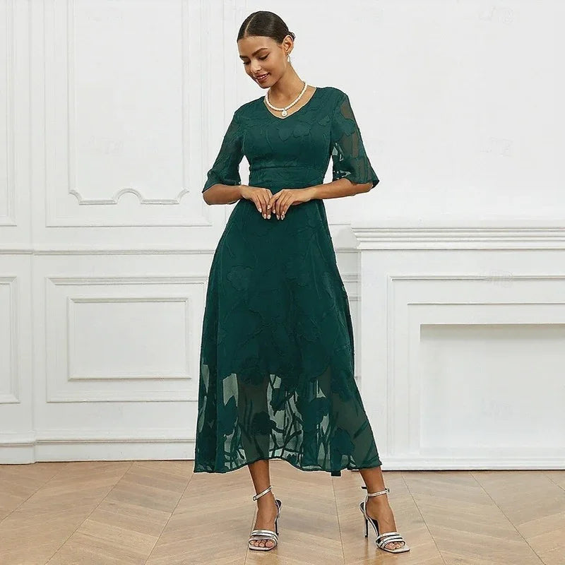 Vestido Celira™ com Design Floral Sofisticado