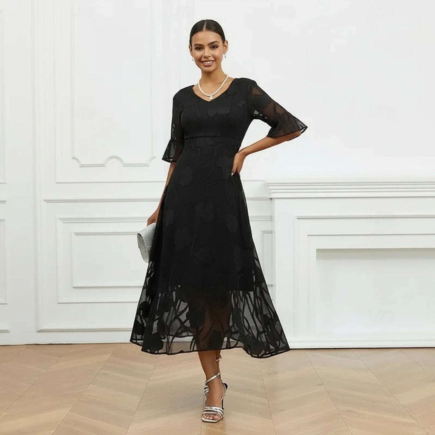 Vestido Celira™ com Design Floral Sofisticado