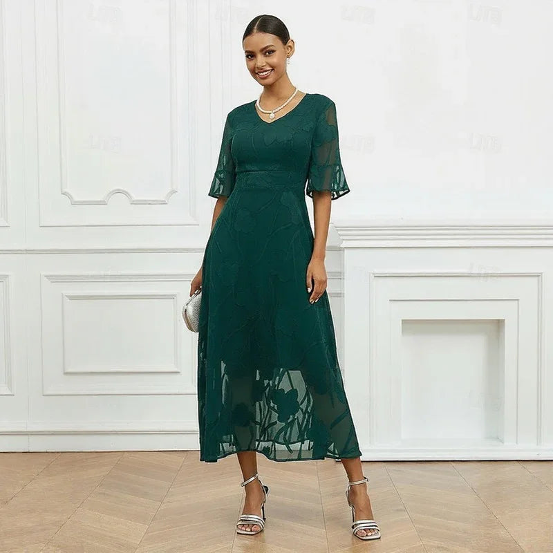 Vestido Celira™ com Design Floral Sofisticado