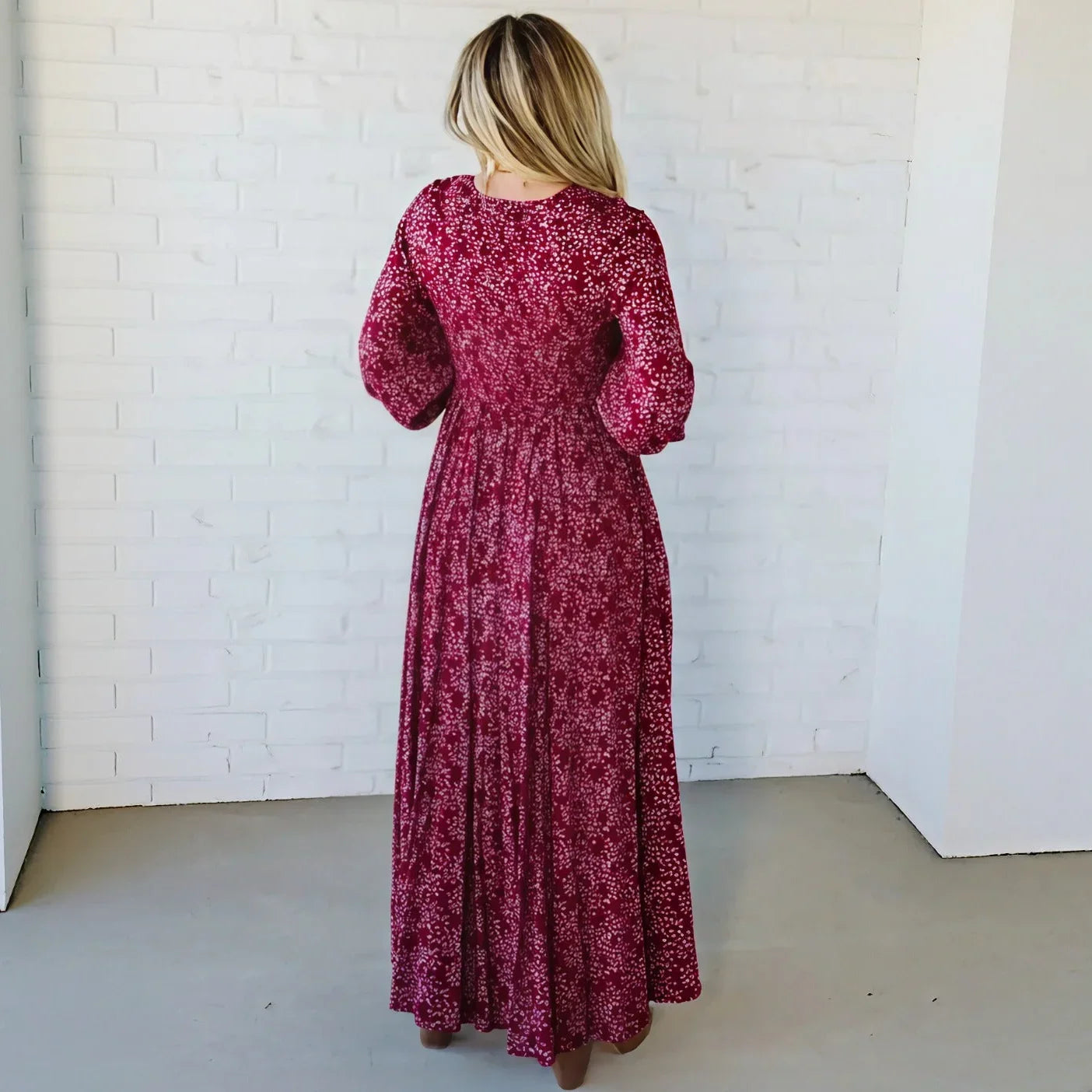 Vestido Avelline™ com Estampa Refinada e Caimento Fluido
