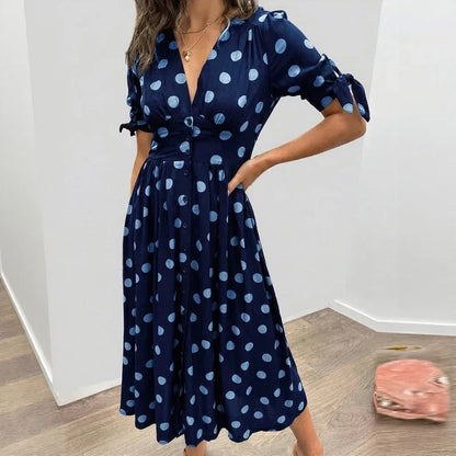 Vestido Estella™ com Estampa Poá e Mangas de Amarração
