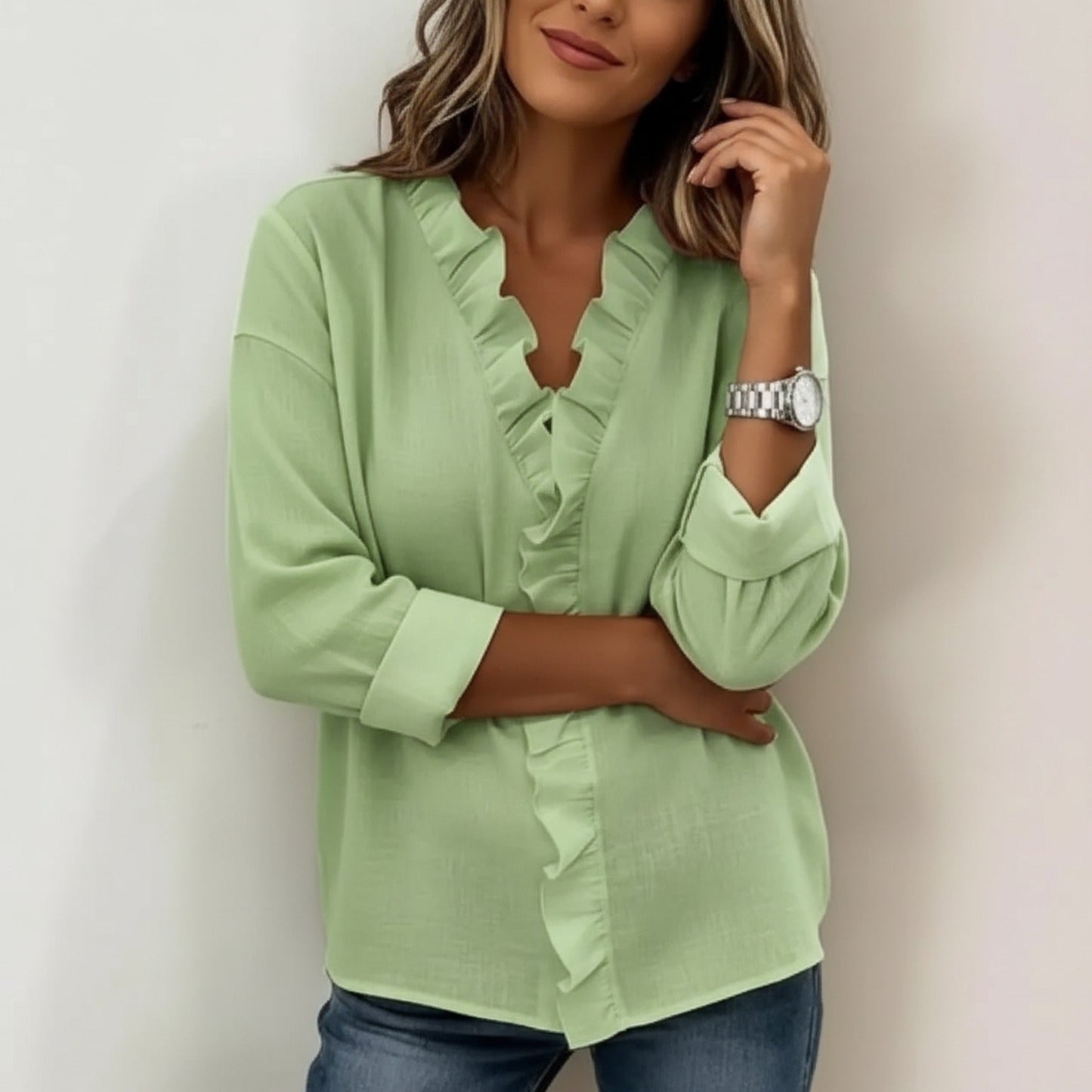 Blusa Sorelle™ com Babado Vertical e Visual Atemporal