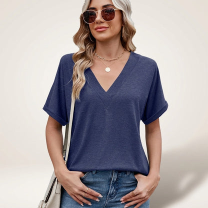 Blusa Elvara™ com Decote V e Estilo Atemporal
