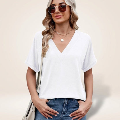 Blusa Elvara™ com Decote V e Estilo Atemporal
