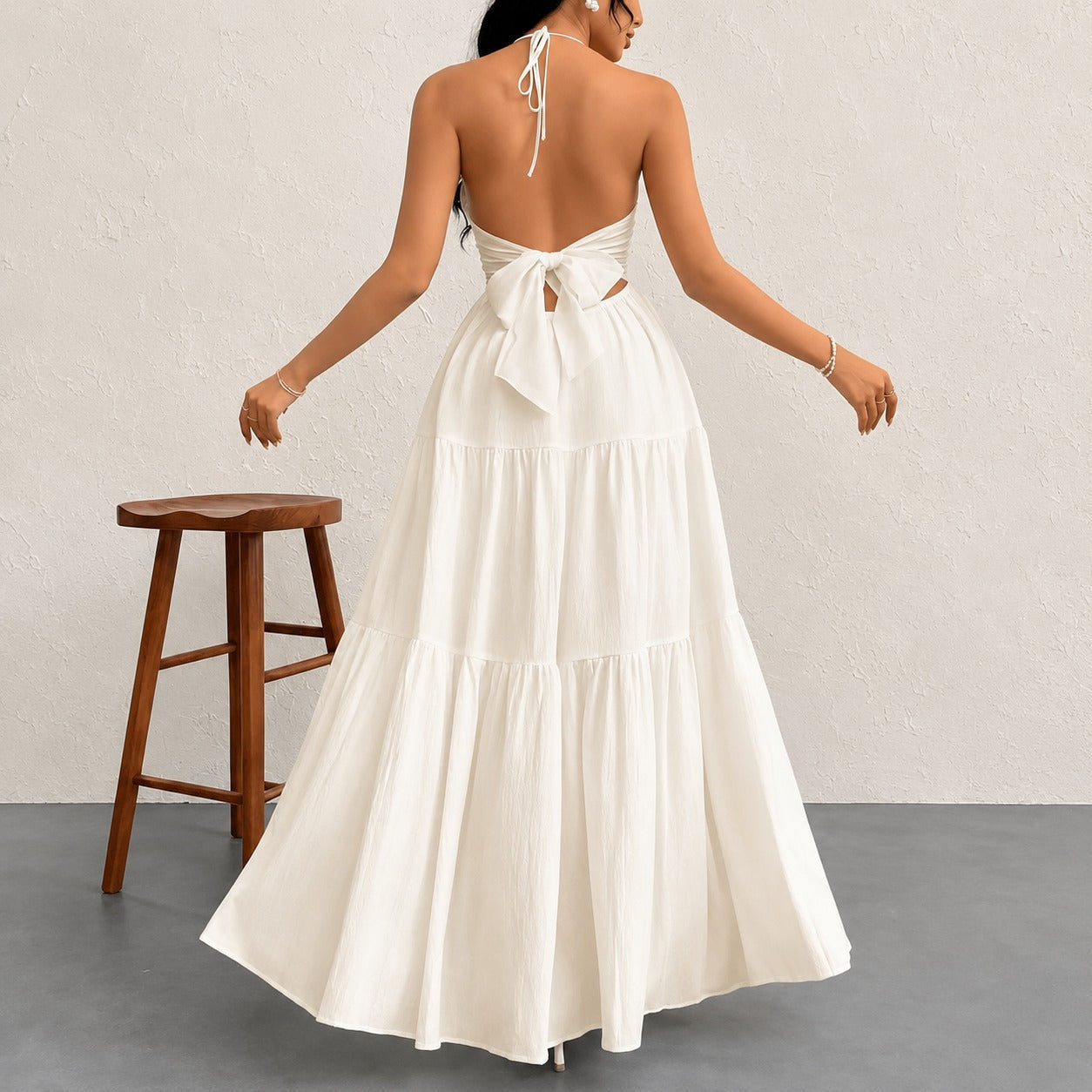 Vestido Marielle™ com Gola Halter e Amarração Delicada
