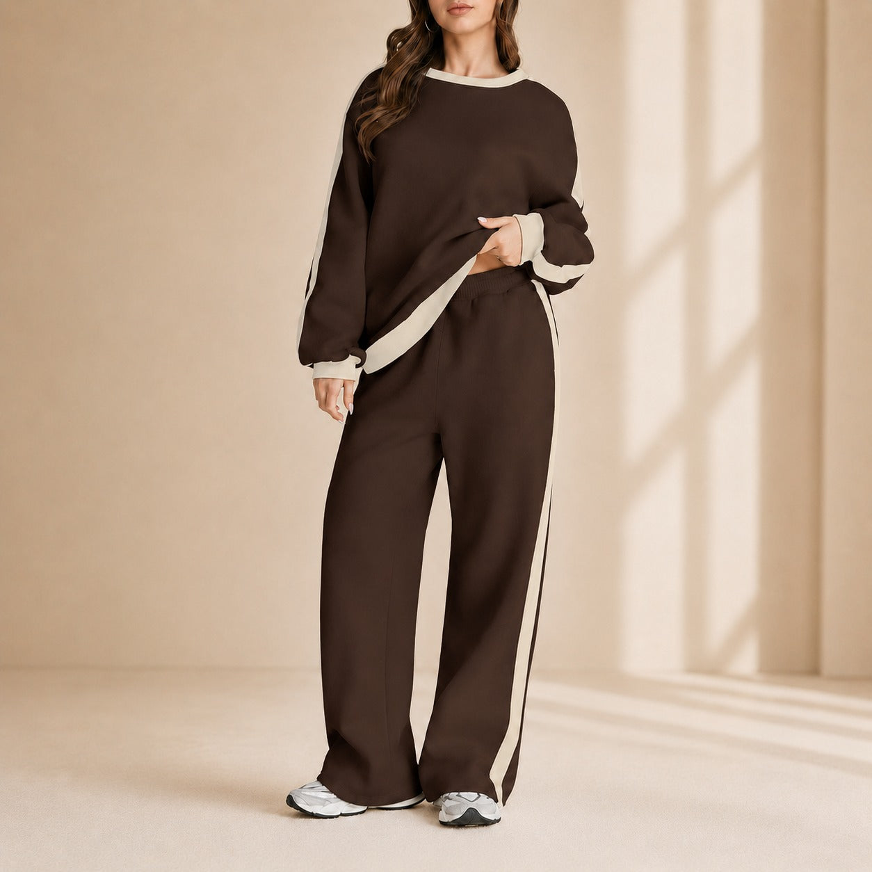 Conjunto de Moletom Celestelle™ com Listras Laterais e Calça Ampla