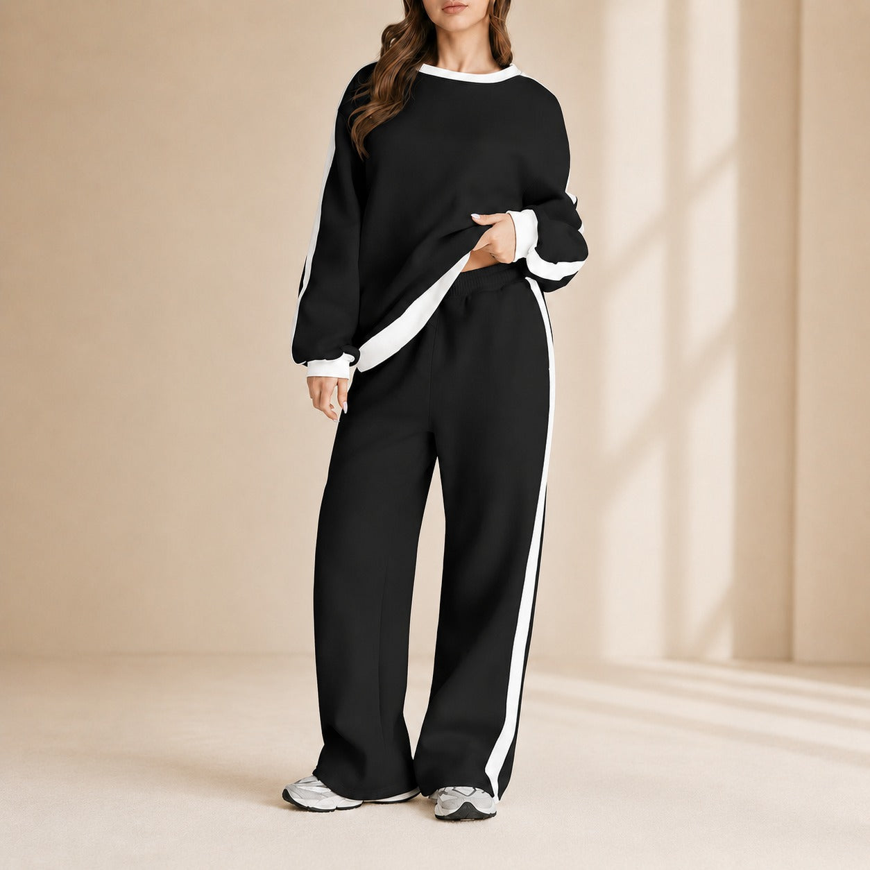 Conjunto de Moletom Celestelle™ com Listras Laterais e Calça Ampla