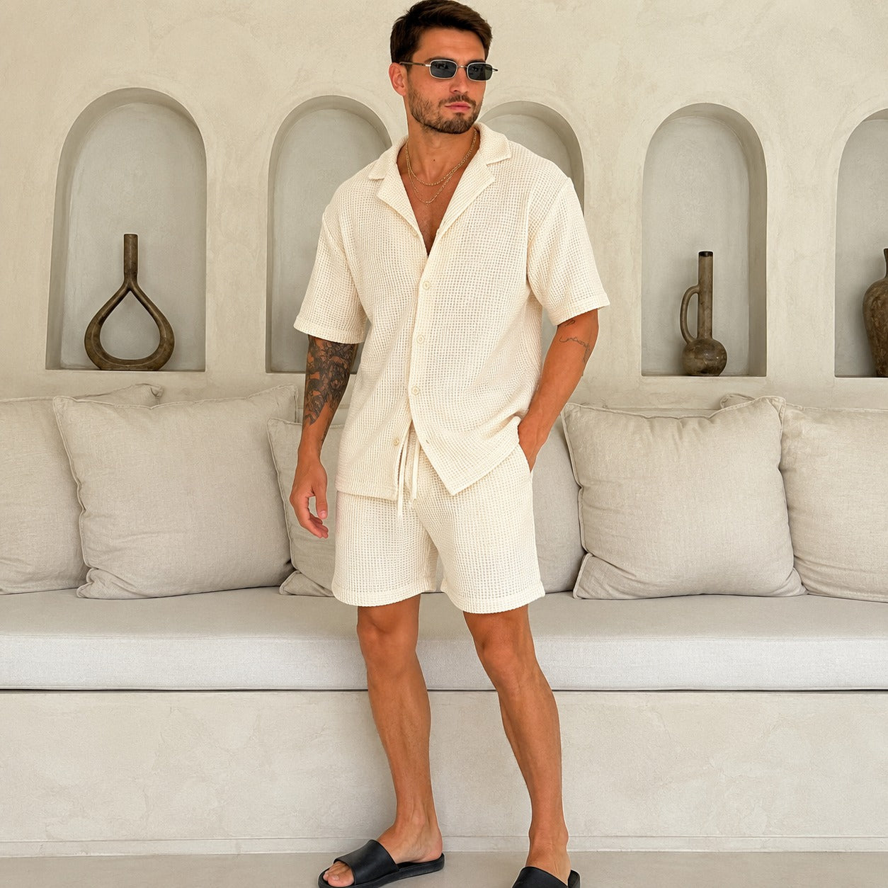 Conjunto Hampton™ com Camisa Resort e Short de Malha Texturizada / Presença casual com acabamento premium