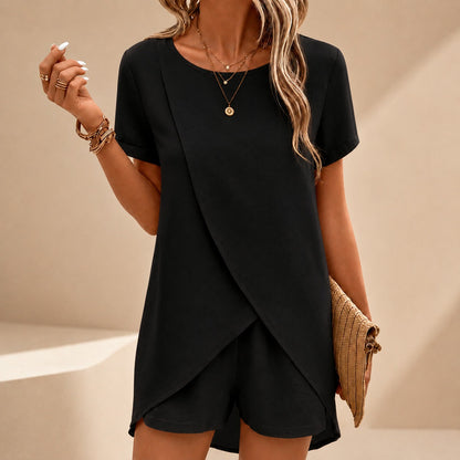 Conjunto Celinna™ com Blusa Transpassada e Shorts de Caimento Fluido