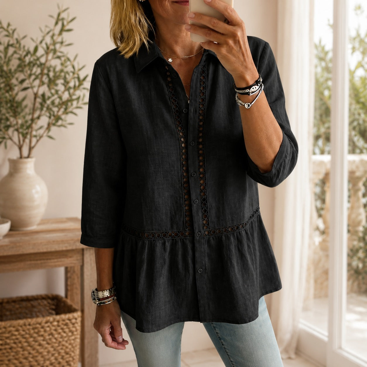 Camisa Fiorelly™ Com Gola Clássica, Detalhes Vazados E Barra Ampla / Leveza Com Toque Artesanal