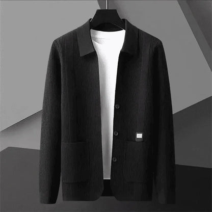 Cardigan Nolan™ em Tricô Texturizado com Acabamento Premium / Sofisticação Casual para os Dias Mais Frescos!