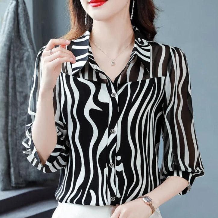 Blusinha Celeste™ em Chiffon / Elegância e Modernidade em Cada Detalhe!