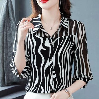 Blusinha Celeste™ em Chiffon / Elegância e Modernidade em Cada Detalhe!