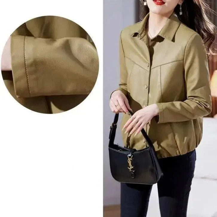 Jaqueta de Couro Donna Vintage: Elegância e Estilo Atemporal em Cada Detalhe!