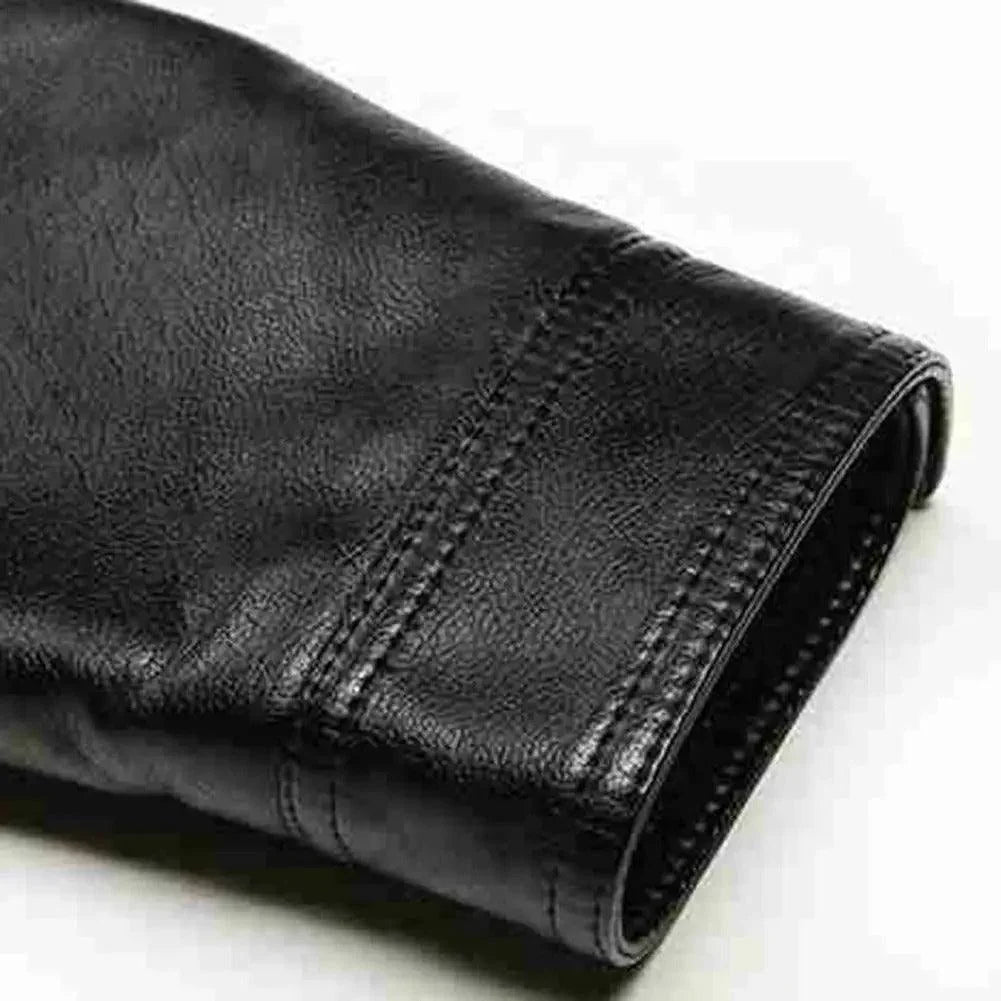 Jaqueta em Couro Manhattan™  Estilo Rider / Estilo e Conforto para os Dias Frios!