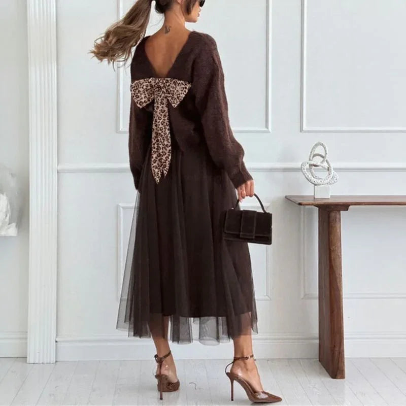 Conjunto Isabella™ com Blusa em Tricô Macio e Laço Animal Print nas Costas / Elegância Aconchegante com Charme que Surpreende!