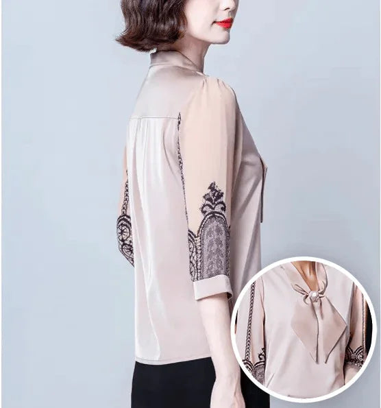 Blusinha Adele™ Em Chiffon com Laço - Elegância da Moda Urbana na Primavera e Verão de 2024.