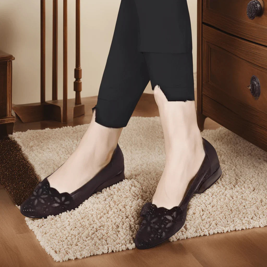 Sapato Eva™ com Strass e Renda / Seus Passos Com a Mais Pura Elegância e Sofisticação