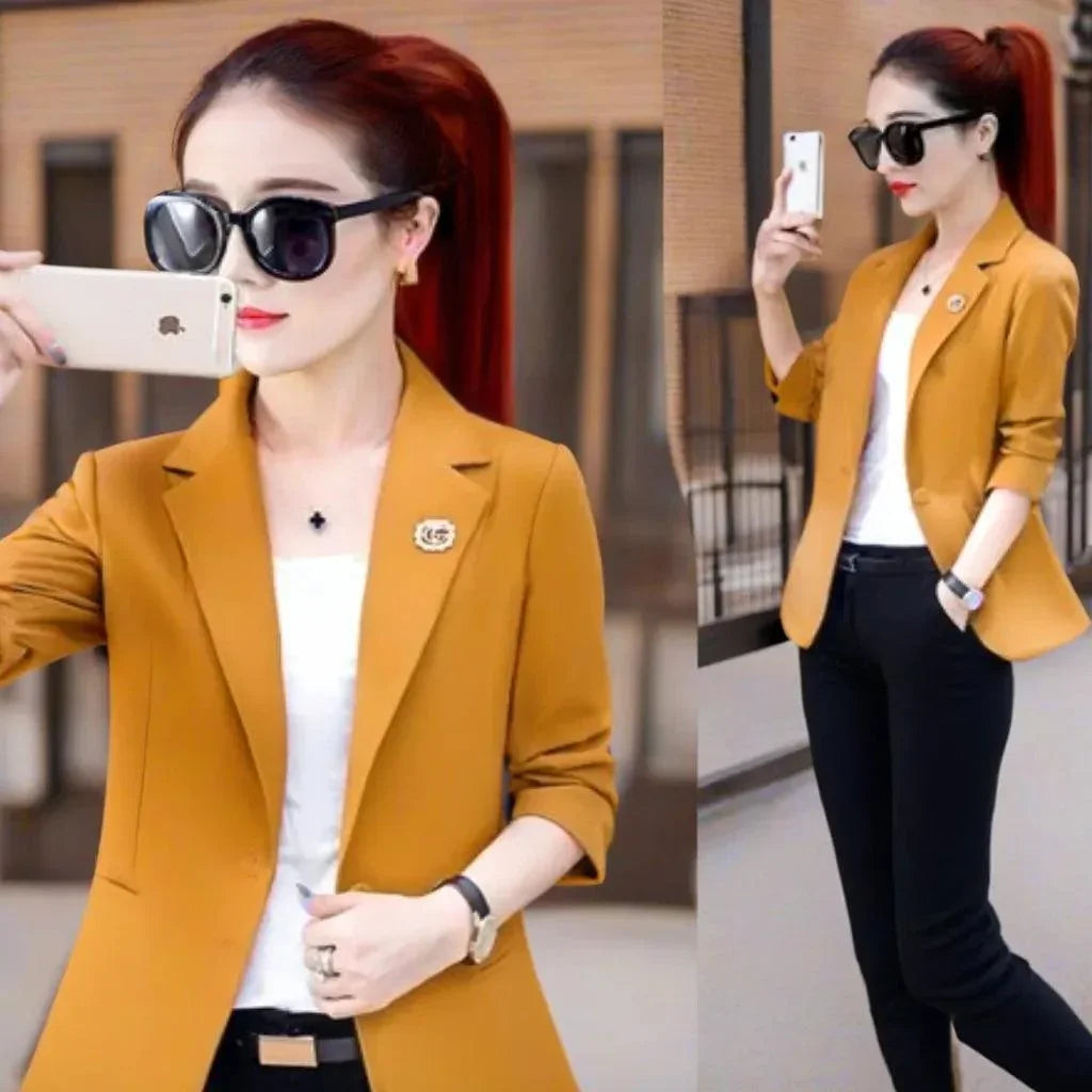 Blazer Casual Elizabeth™ Super Levinho com Broche  / O Único que Proporciona Sofisticação e Conforto na Medida Certa!