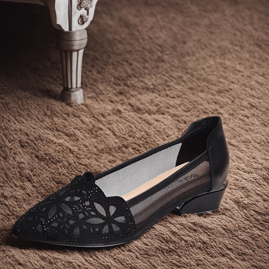 Sapato Eva™ com Strass e Renda / Seus Passos Com a Mais Pura Elegância e Sofisticação