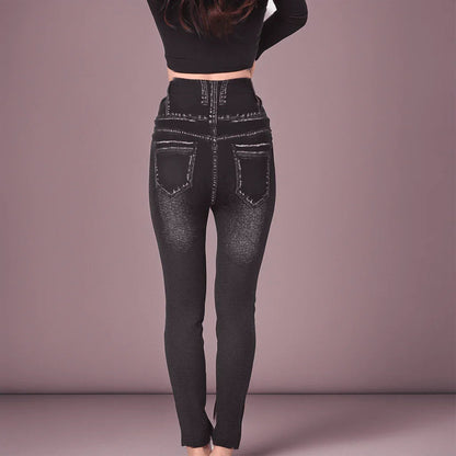Calça Jeans de Lycra La Belle / A Única com Cintura Alta e Efeito Modelador para uma Elegância Incomparável!